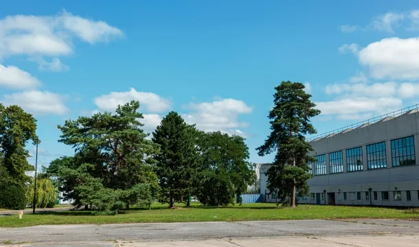 Raf Northolt Chauffeur Hire-Image 1 Raf Northolt Chauffeur Hire-Photo 1