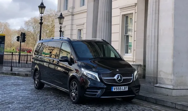 Close Protection Chauffeur Service London-Image 1 Close Protection Chauffeur Service London-Photo 1