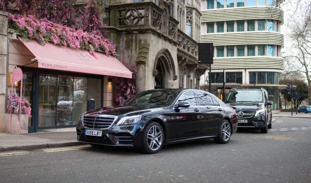 Business Meetings Chauffeur Service London -Image 1 Business Meetings Chauffeur Service London -Photo 1