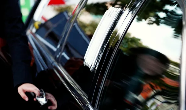 Valentine’s Day Chauffeur Service London-Photo 1