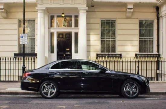 Mercedes E-Class Chauffeur Service in London-Photo 1